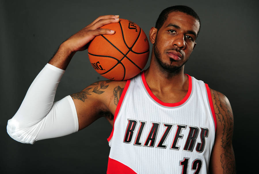 Lamarcus Aldridge Portrait Wallpaper