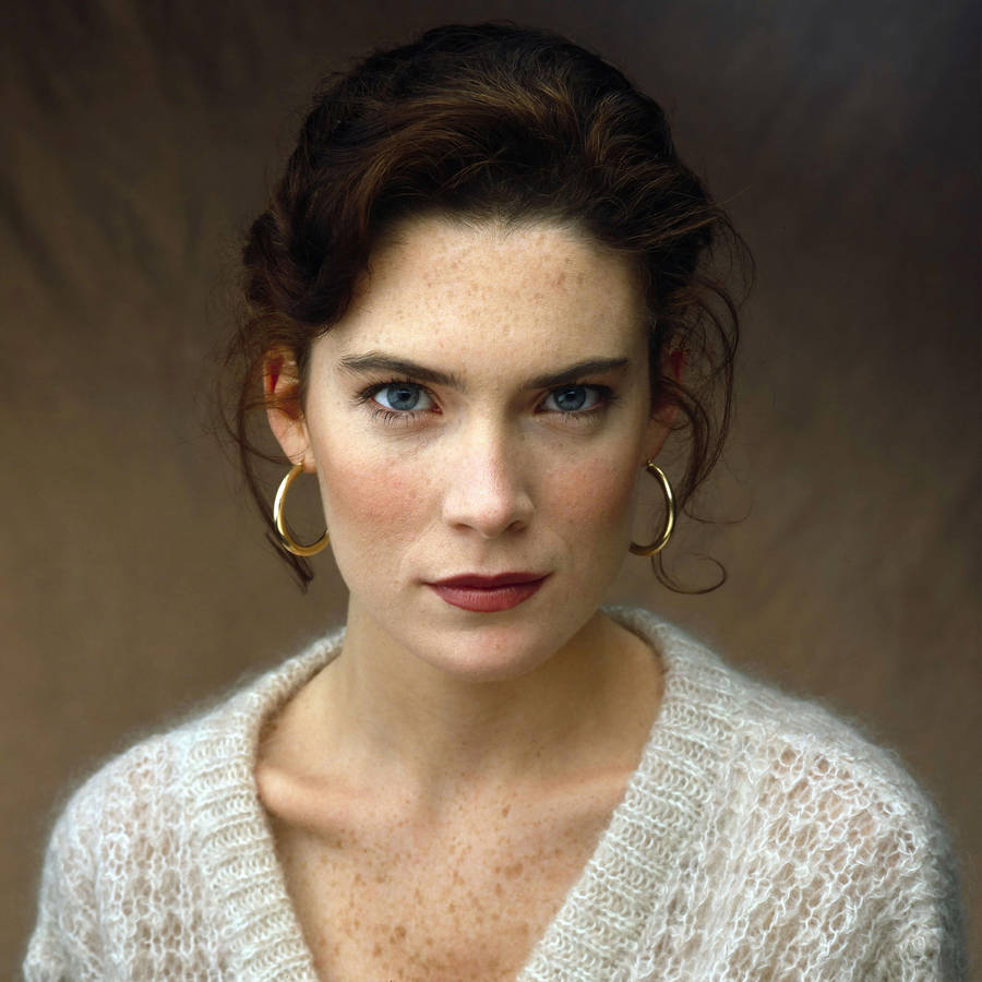 Lara Flynn Boyle Twin Peaks Promoshoot Wallpaper