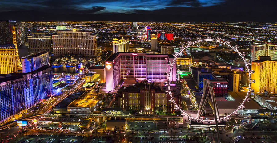 Las Vegas With Ferris Wheel Wallpaper