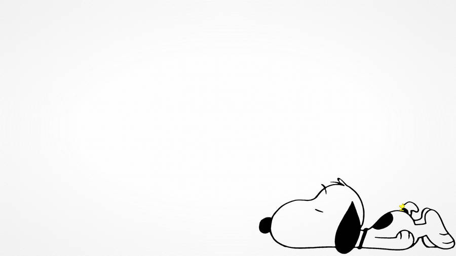 Lazy Snoopy Right Side Wallpaper