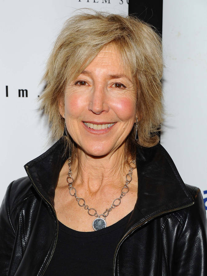 Legendary Actress Lin Shaye In Stylish Pose Wallpaper