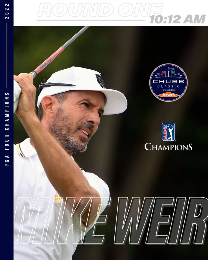 Legendary Golfer Mike Weir In Action Wallpaper