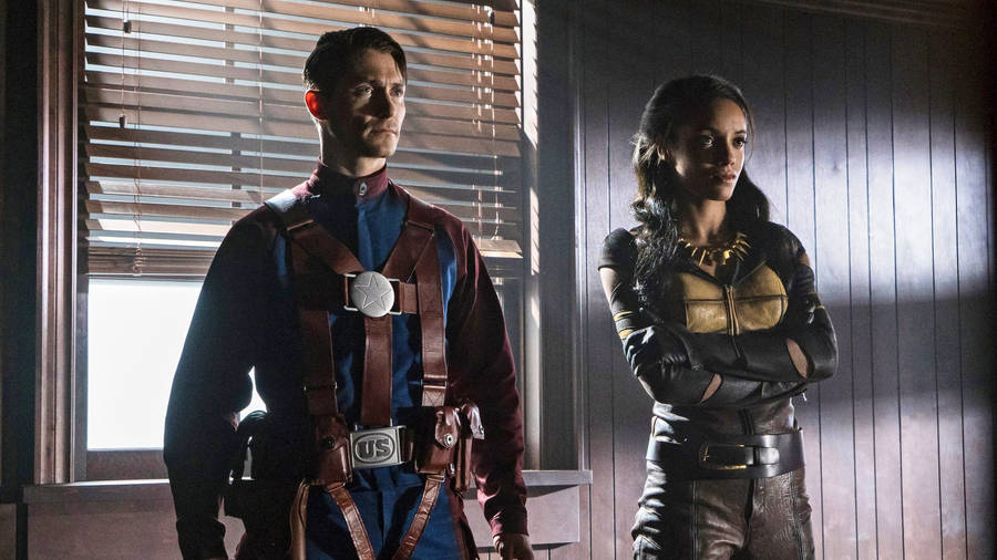 Legends Of Tomorrow Amaya And Commander Steel Wallpaper