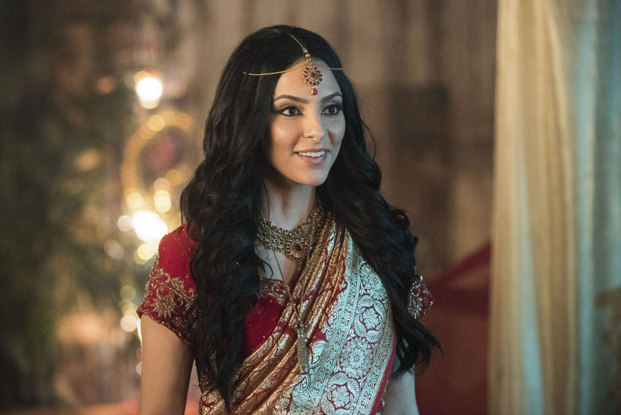 Legends Of Tomorrow Zari Indian Outfit Wallpaper