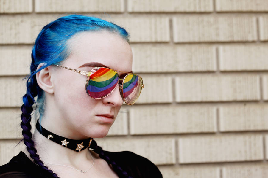 Lesbian With Lgbt Sunglasses Wallpaper