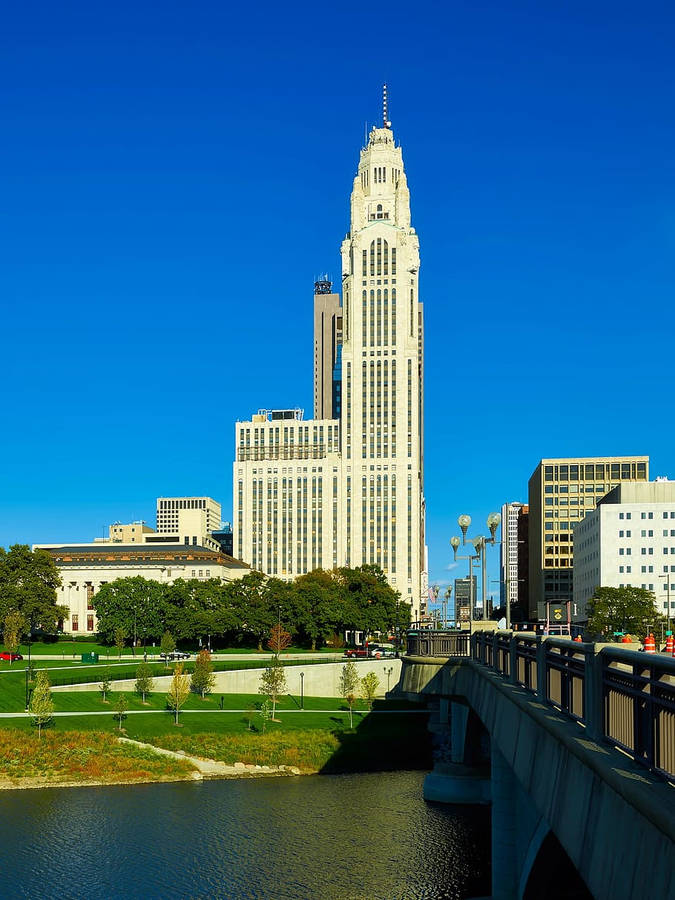 Leveque Tower In Columbus Wallpaper