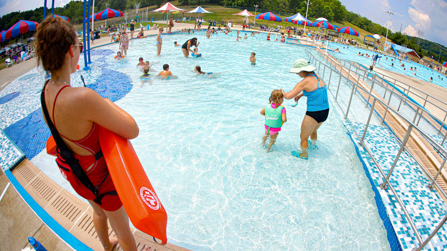 Lifeguard Kiddie Pool On Duty Wallpaper