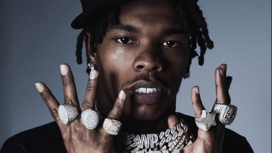 Lil Baby Show Off Diamonds Wallpaper