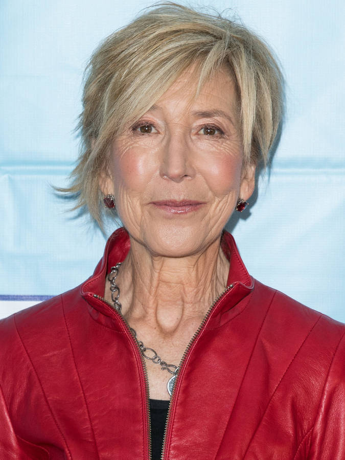 Lin Shaye In Stylish Red Wallpaper