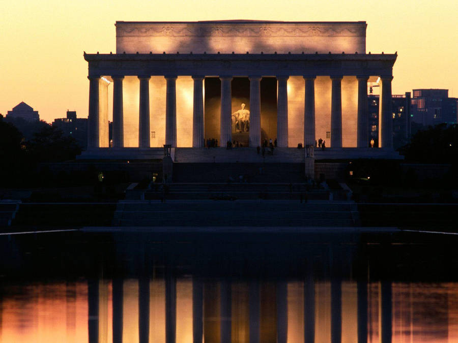 Lincoln Monument Golden Hour Wallpaper