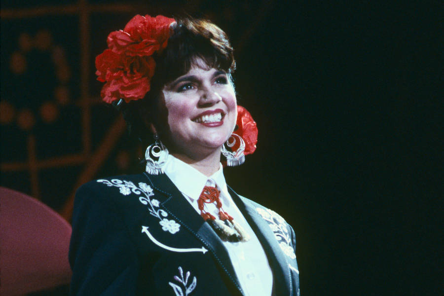 Linda Ronstadt Mexican Performance Wallpaper