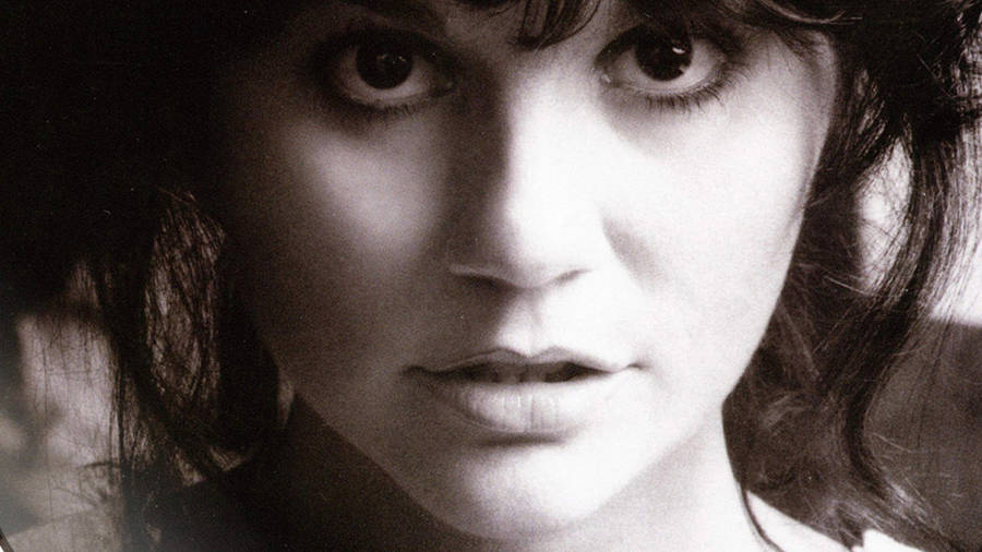 Linda Ronstadt Queen Of Rock Wallpaper