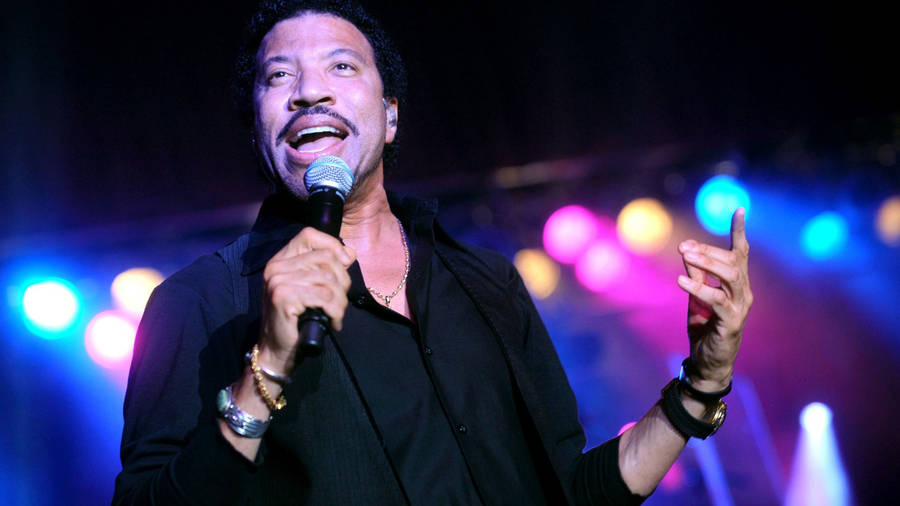 Lionel Richie Music Artist And Celebrity Wallpaper