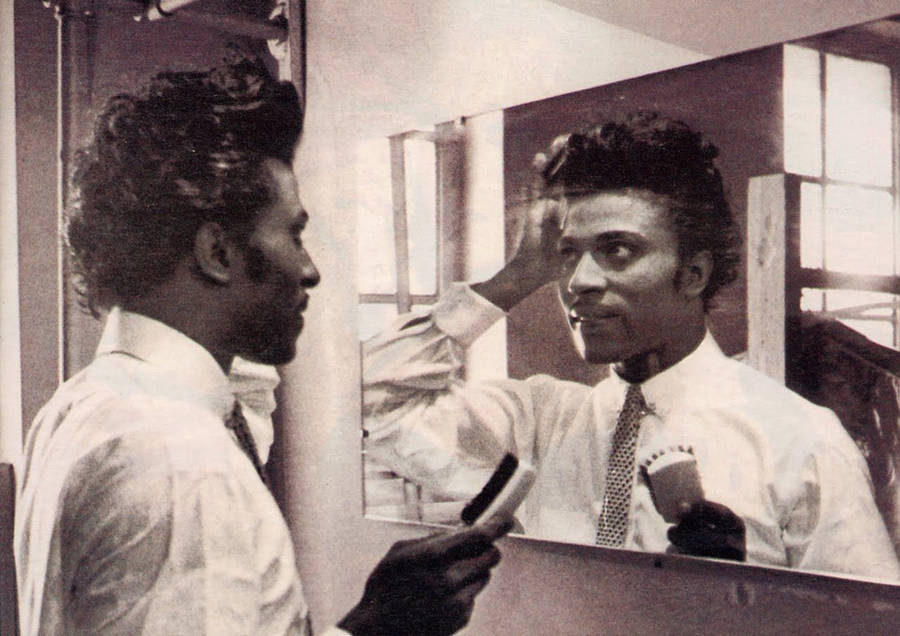 Little Richard Mirror Look Wrigley Fields 1956 Wallpaper