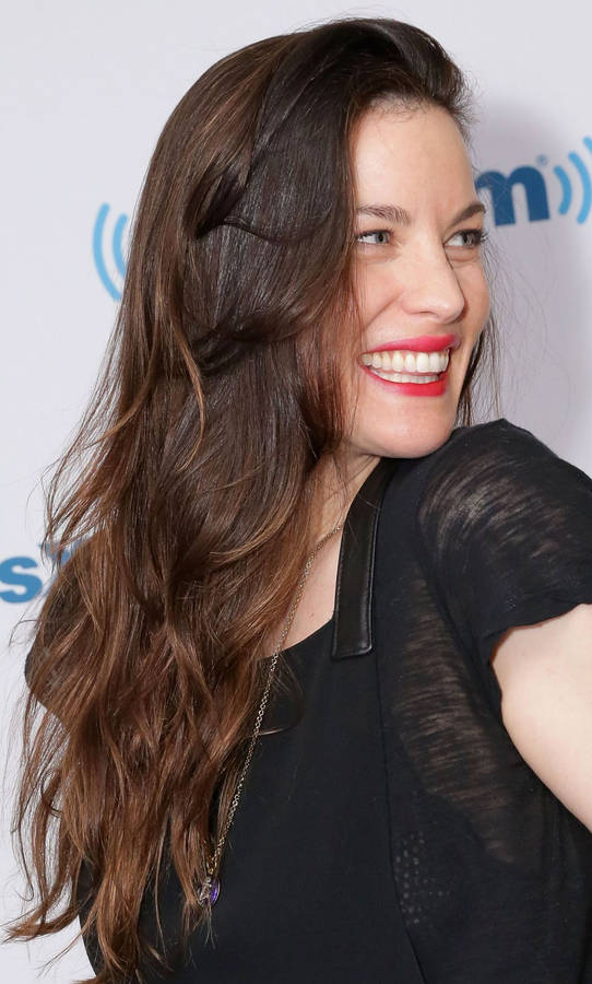 Liv Tyler Killer Smile Wallpaper