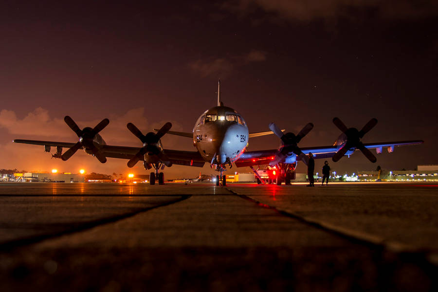 Lockheed P-3 Orion On Runway Wallpaper