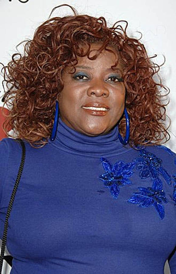 Loretta Devine 2010 Death At A Funeral Premiere Wallpaper