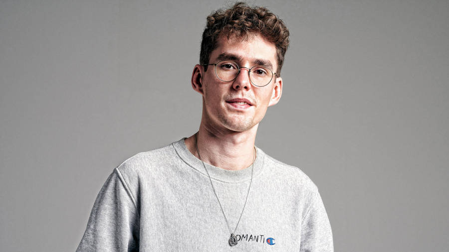 Lost Frequencies Belgian Dj Wallpaper