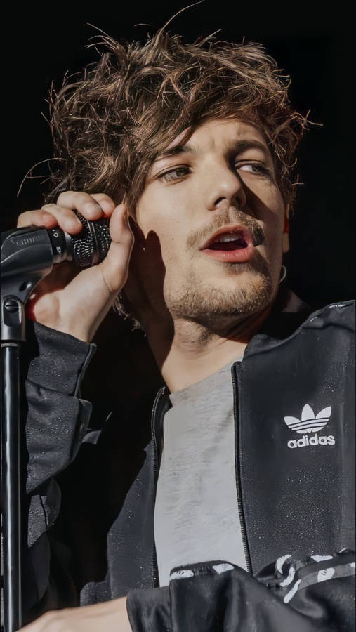 Louis Tomlinson Wearing Adidas Jacket Wallpaper