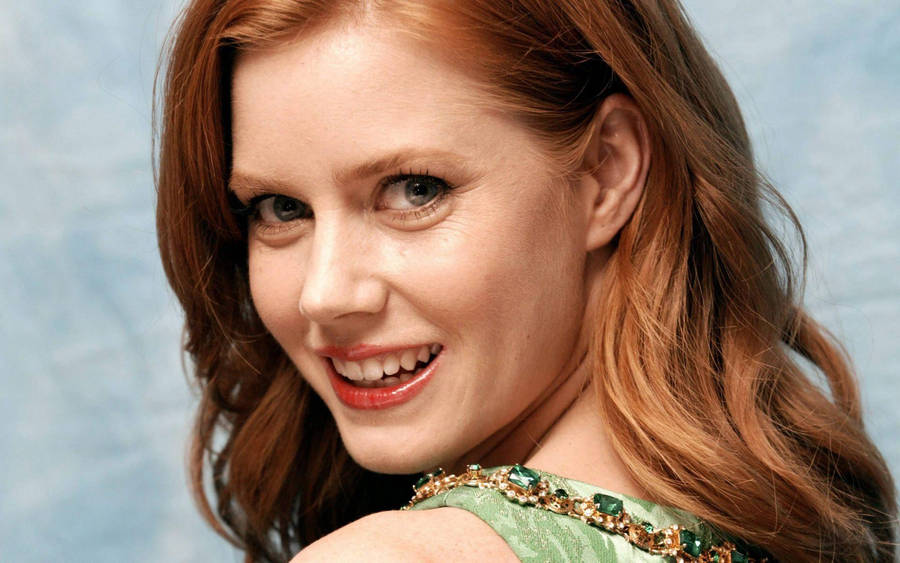 Lovely Photograph Of Amy Adams Wallpaper