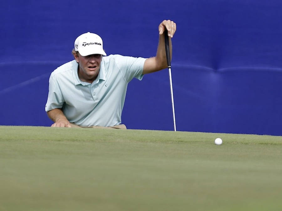 Lucas Glover Checking Terrain Wallpaper