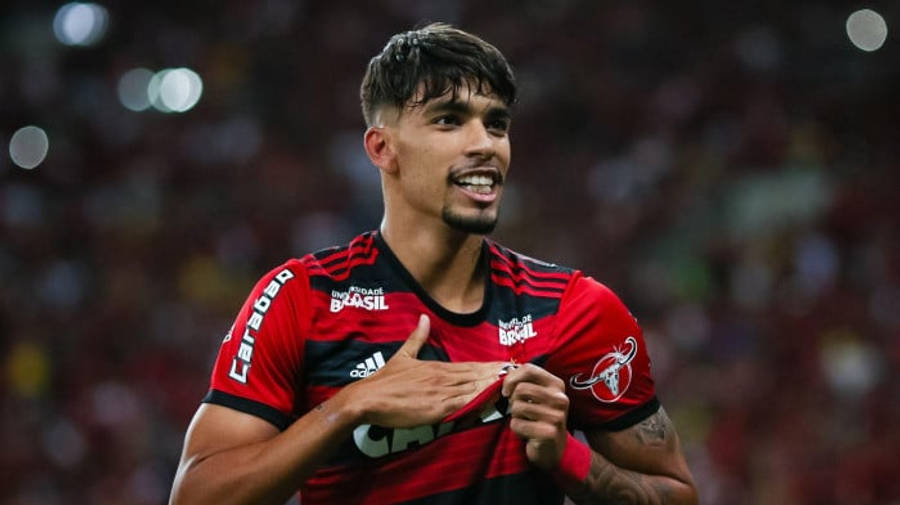 Lucas Paquetá Touching Shirt Up-close Wallpaper