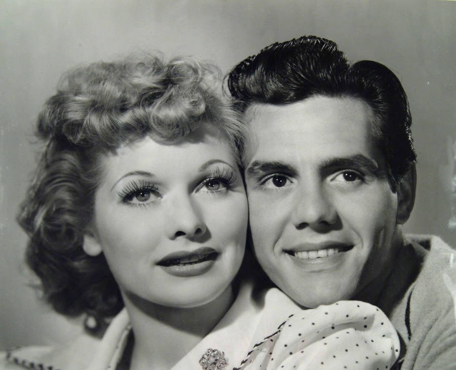 Lucille Ball And Desi Arnaz Couple Photo Wallpaper