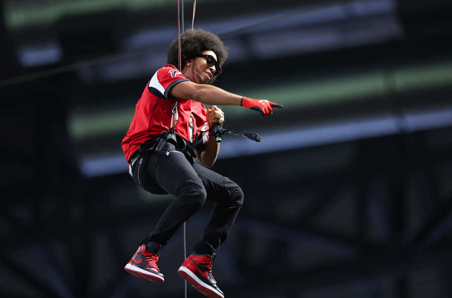 Ludacris_ Performing_ Midair Wallpaper