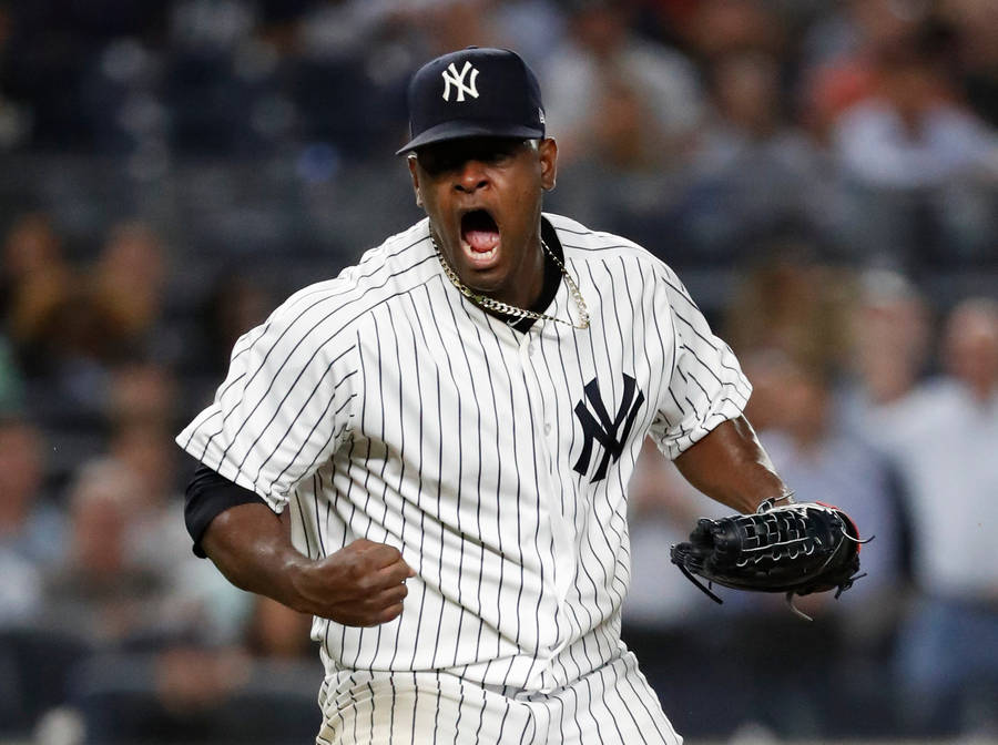 Luis Severino Triumphant Shout Wallpaper