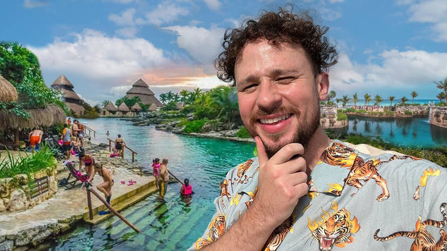 Luisito Comunica At Xcaret Park Wallpaper