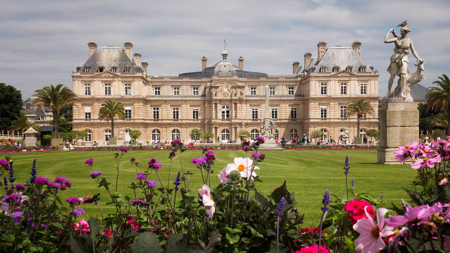 Luxembourg Palace Paris France Wallpaper