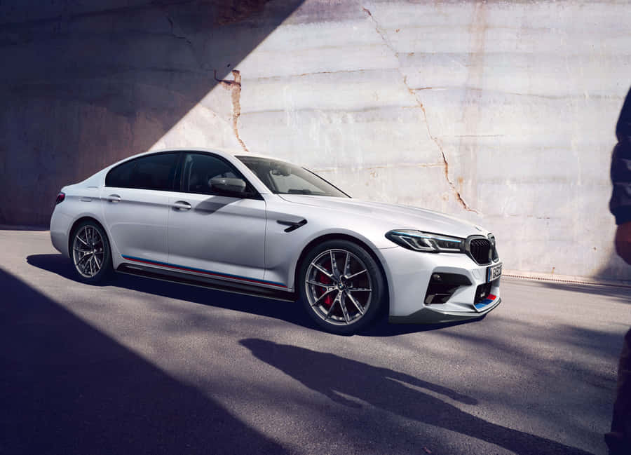 Luxury And Power Come Together In The Bmw M5 Wallpaper