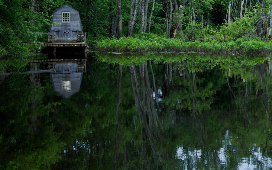 Ma Riverside Cottage Wallpaper