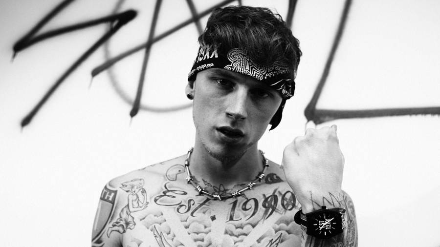 Machine Gun Kelly Rapper Wallpaper