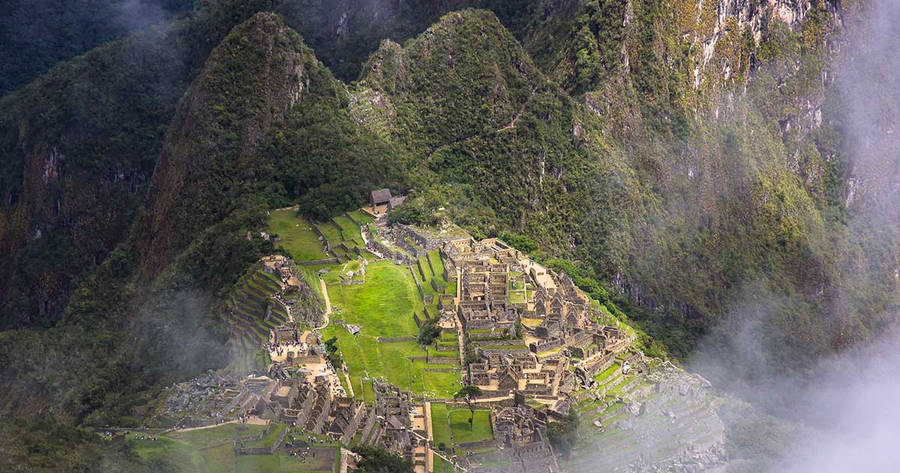 Machu Picchu, Peru Wallpaper