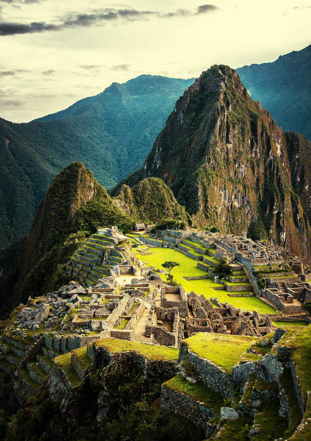 Machu Picchu, Peru Wallpaper