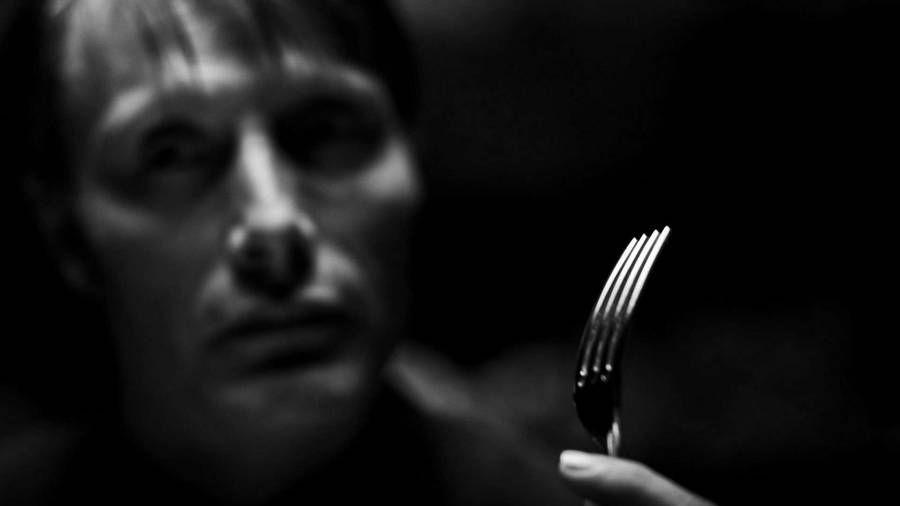 Mads Mikkelsen As Killer Wallpaper