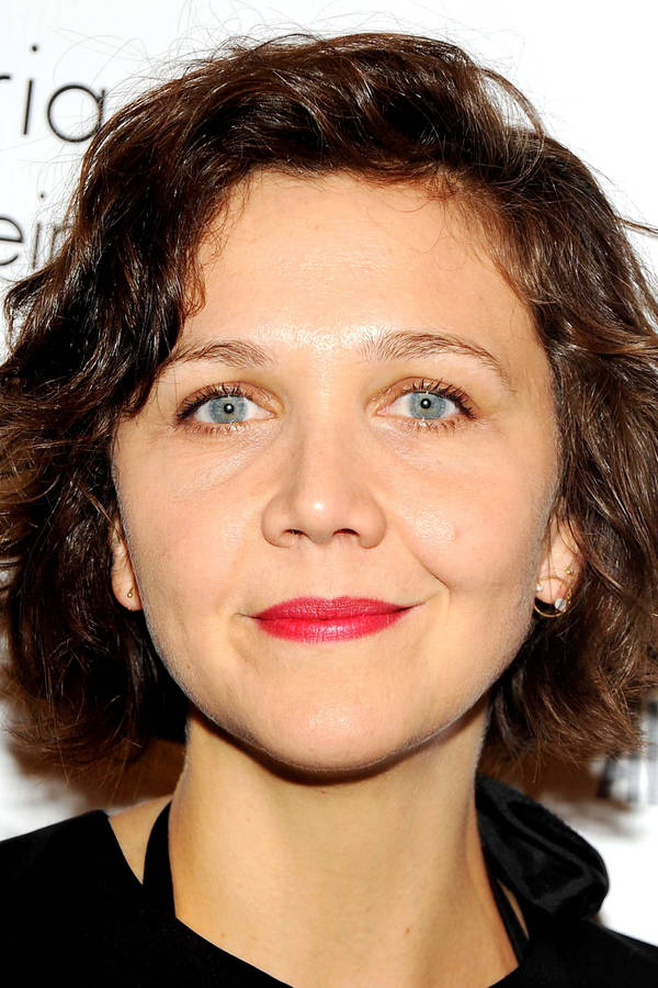 Maggie Gyllenhaal Movie Star Actress Wallpaper