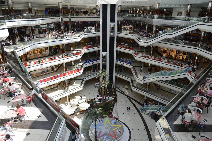 Magnificent View Of Istanbul Cevahir Shopping Mall Wallpaper