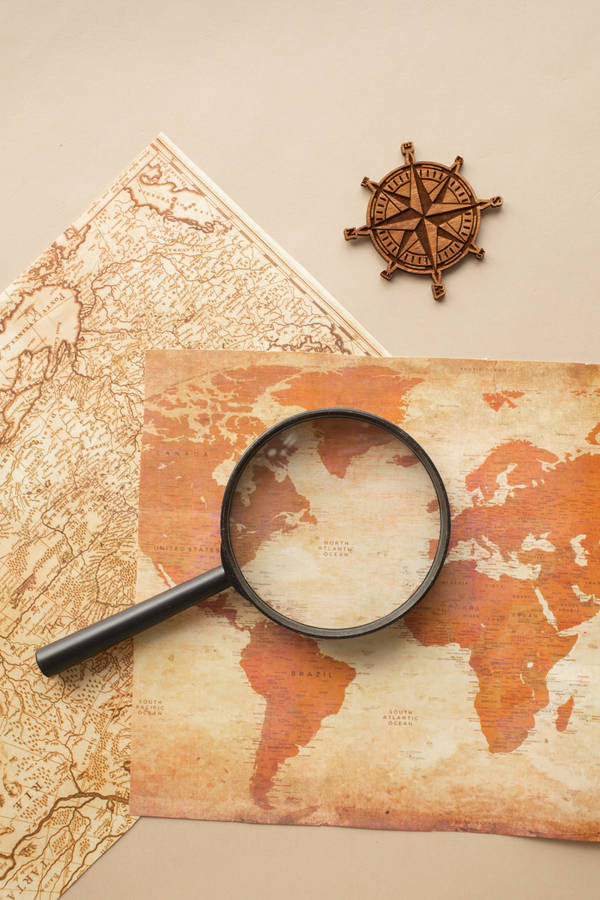 Magnify Countries Map Wallpaper