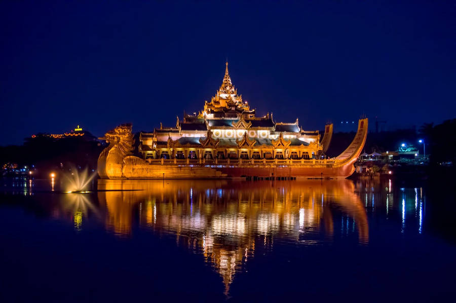 Majestic Dragon-shaped Karaweik Palace In Yangon Wallpaper