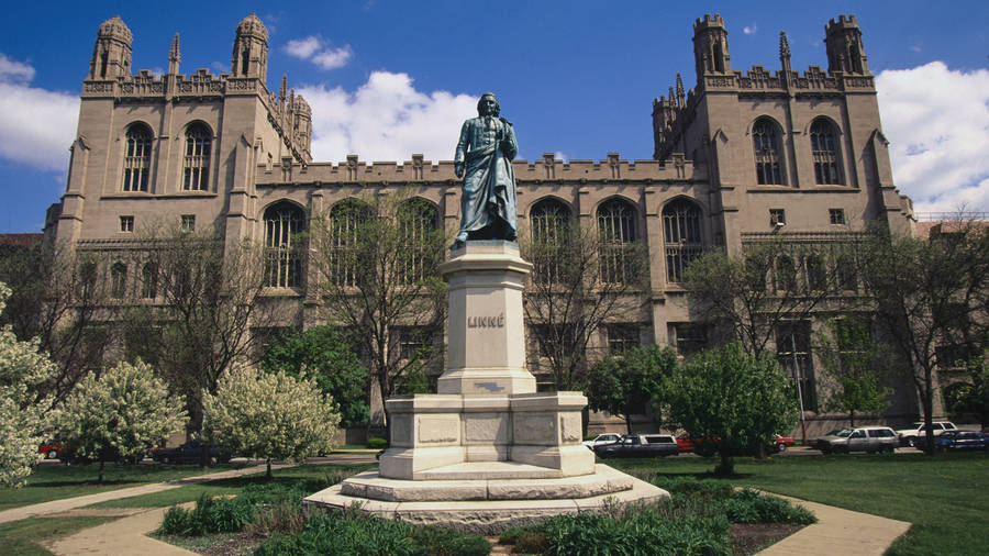 Majestic Infrastructure Of The University Of Chicago Wallpaper