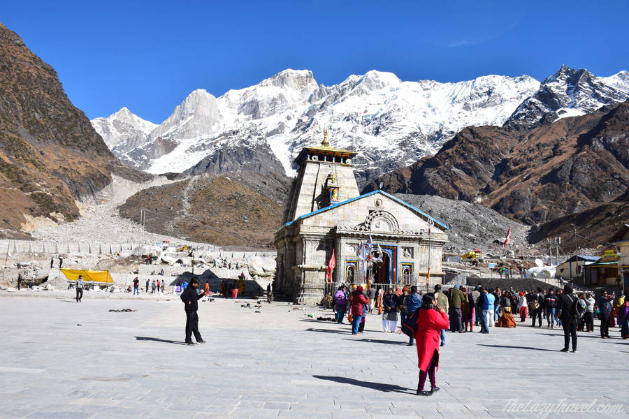 Majestic Kedarnath Temple Nestled Among The 4k Mountains Wallpaper