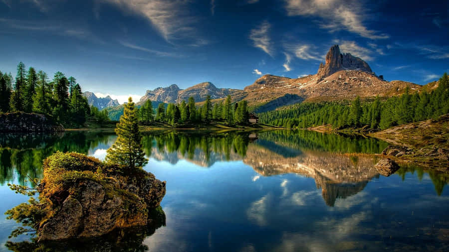 Majestic Mountain Range And Beautiful Lake Wallpaper