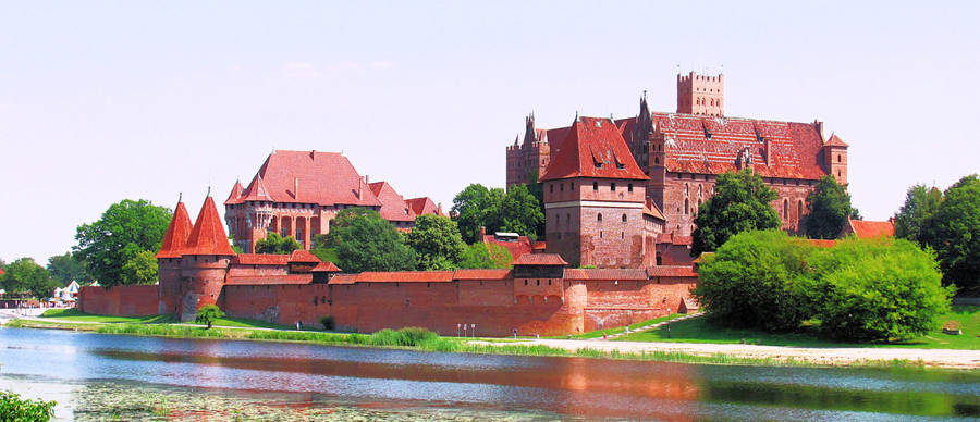 Malbork Castle Poland Panoramic Landscape Wallpaper