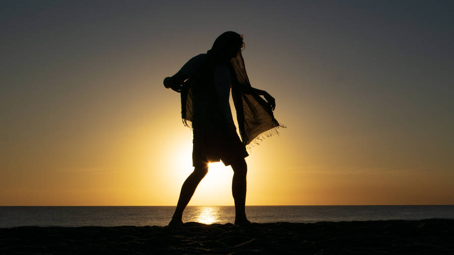 Man And Sunset In Nicaragua Wallpaper