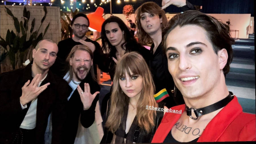 Maneskin Band Group Selfie Wallpaper