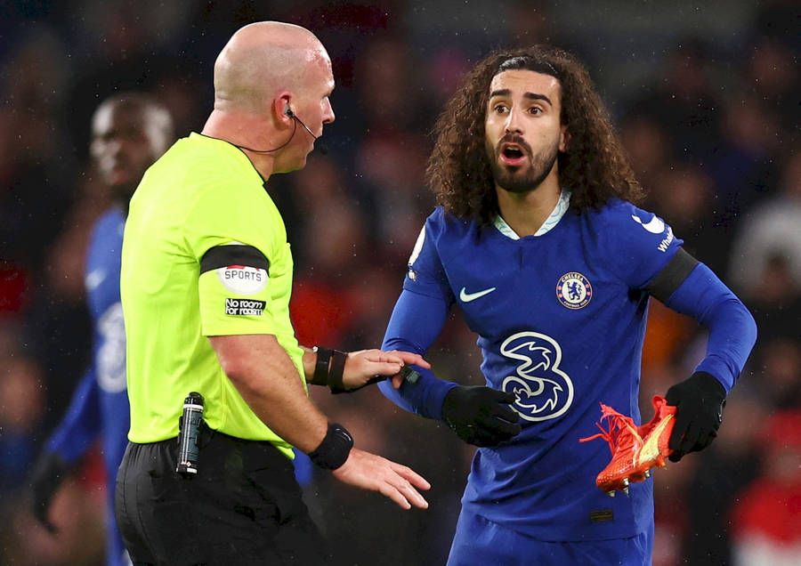 Marc Cucurella Referee Argue Wallpaper