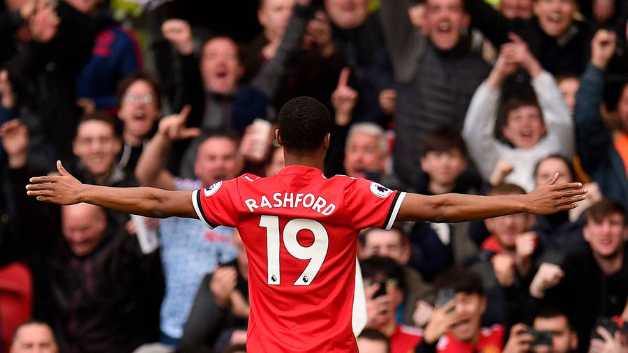 Marcus Rashford Arms Wide Open Wallpaper