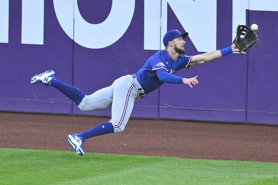 Marcus Semien Catching Ball With Glove Wallpaper